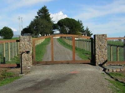 Wood Over Wire - Steel Frame